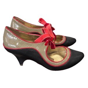 Poetic License Size 8 Polka Dot On Navy Velvet Ribbon Tease Leather Dress Shoes